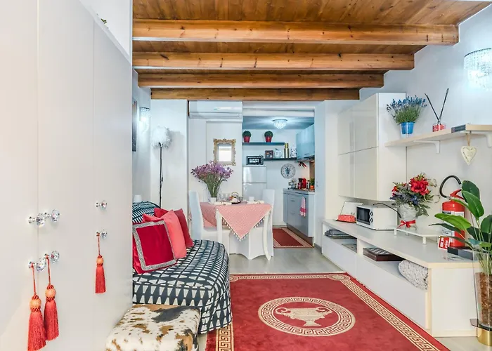 Diana Romantic Loft 公寓